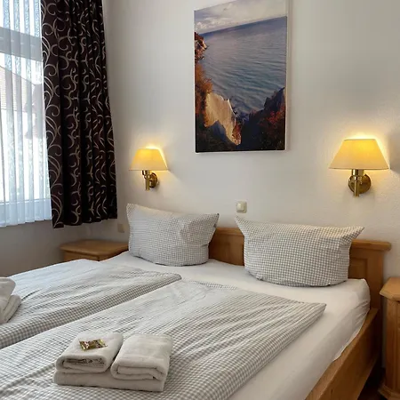 Appartement Binzer Meerlust Im Haus Jahreszeiten