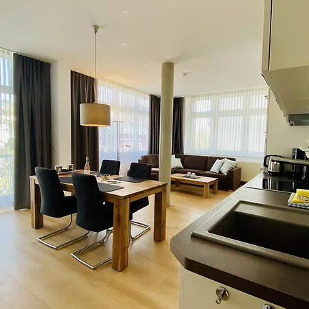 Binzer Meerlust Im Haus Jahreszeiten Appartement *