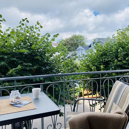 Appartement Binzer Meerlust Im Haus Jahreszeiten *