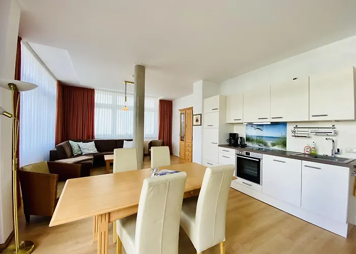 Binzer Meerlust Im Haus Jahreszeiten Остзебад Бинц